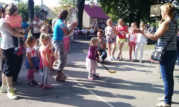 Rodzinnie i charytatywnie w Chroślicach