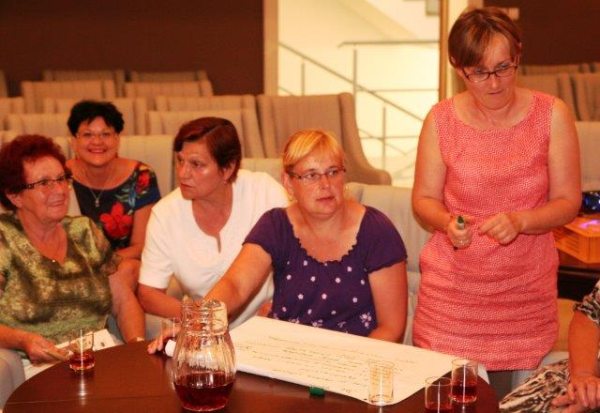 W senioralnej kawiarence