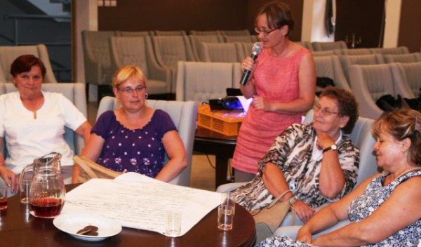 W senioralnej kawiarence