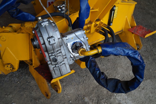 Ogłoszenie o sprzedaży ładowacza ciągnikowego