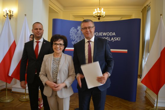 Ponad 300 tys. zł kolejnej dotacji – tym razem na drogę w Chełmcu