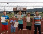 Turniej ministrantów oraz ćwiczące mamy - dla każdego coś miłego w wakacje na Orliku