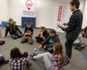 „Najmniejsze roboty – Ozoboty, Sphero i Dash….”