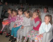 Spektakl teatralny „Królowa Śnieżka i siedmiu krasnoludków”