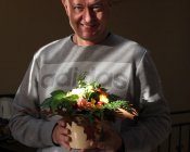 Warsztaty florystyczne w Piotrowicach za nami – kolejne spotkanie dla seniorów w Gminie Męcinka