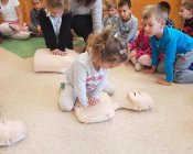 Uczymy Ratować w przedszkolu w Piotrowicach