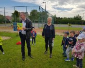 Wyjazd do parku trampolin dla wszystkich gminnych przedszkolaków z okazji Dnia Dziecka w Gminie Męcinka 