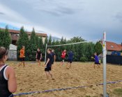 Charytatywny Turniej Piłki Siatkowej w Piotrowicach o Puchar Wójta Gminy Męcinka