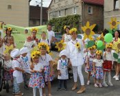 Zespół Piotrowiczanki, dzieci z Gminnego Przedszkola w Przybyłowicach oraz Zespół Pieśni i Tańca Legnica zaprezentowały pokazy artystyczne